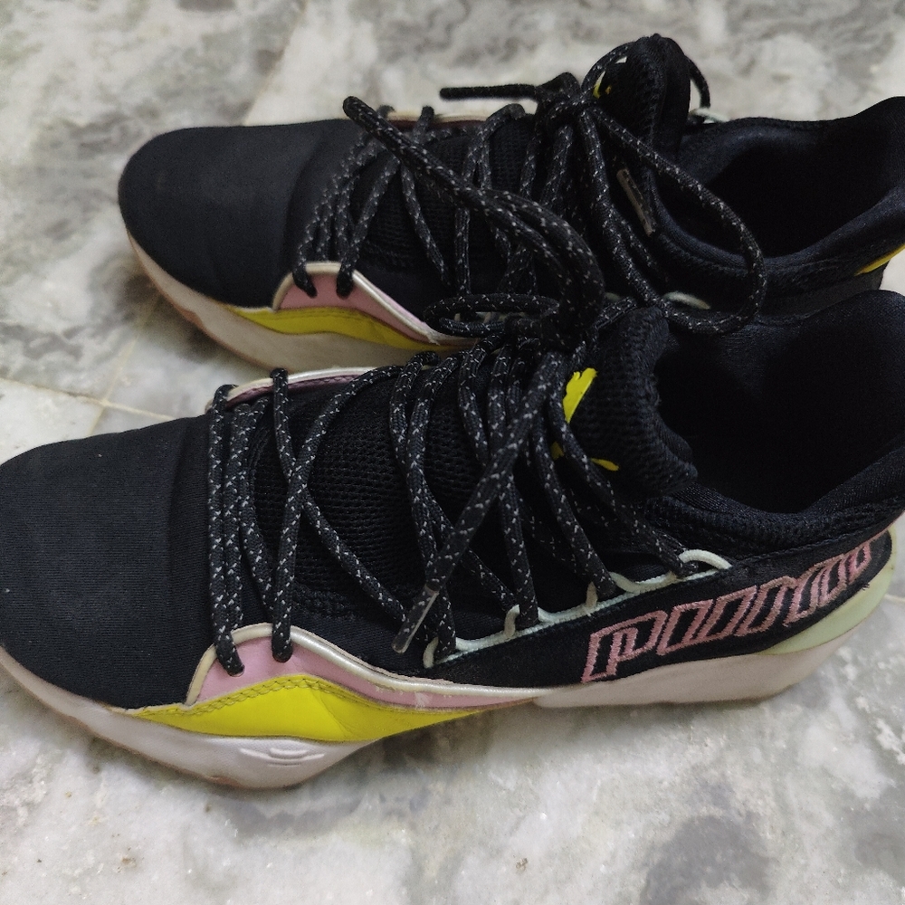 Puma running shoes - Picture 2 of 9